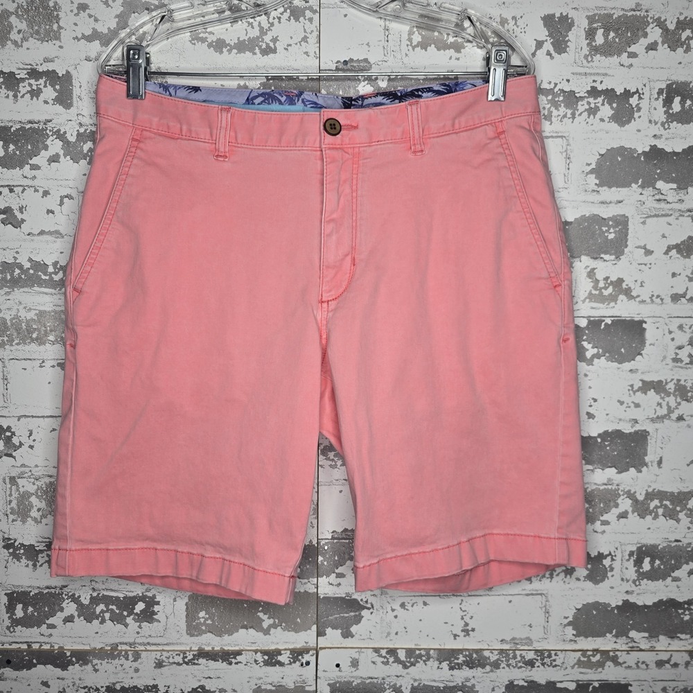 Tommy Bahama Shorts Mens 33 Light Pink Cotton Stretch Chino Beach 9 1/2" Inseam